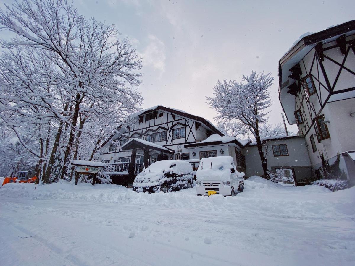 Apricot Pension Hakuba Zewnętrze zdjęcie